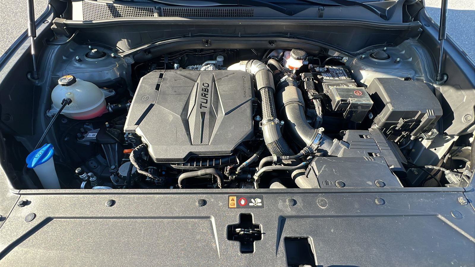 Used 2023 Hyundai Santa Fe Calligraphy image 10