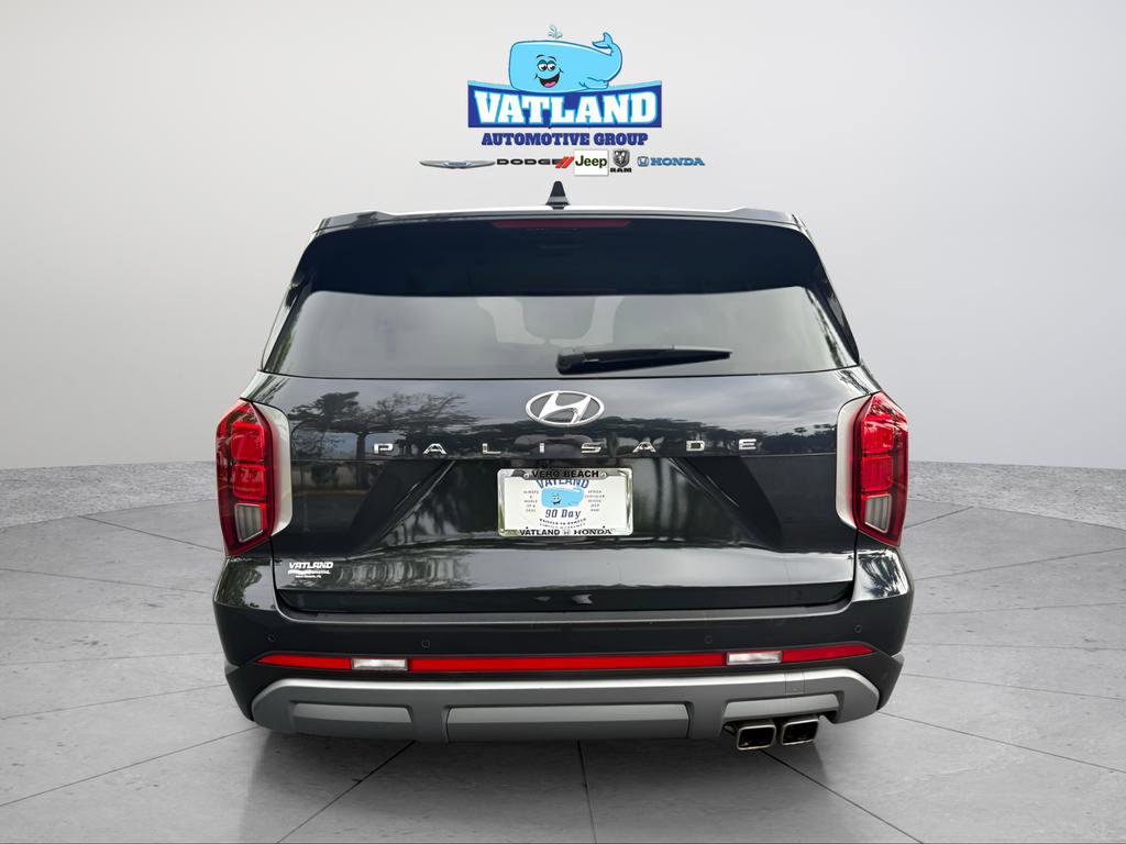 Used 2023 Hyundai Palisade SEL image 4