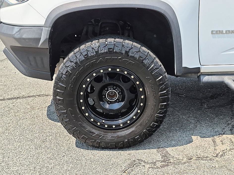 Used 2018 Chevrolet Colorado ZR2 w/ ZR2 Dusk Special Edition AWD/4WD image 10