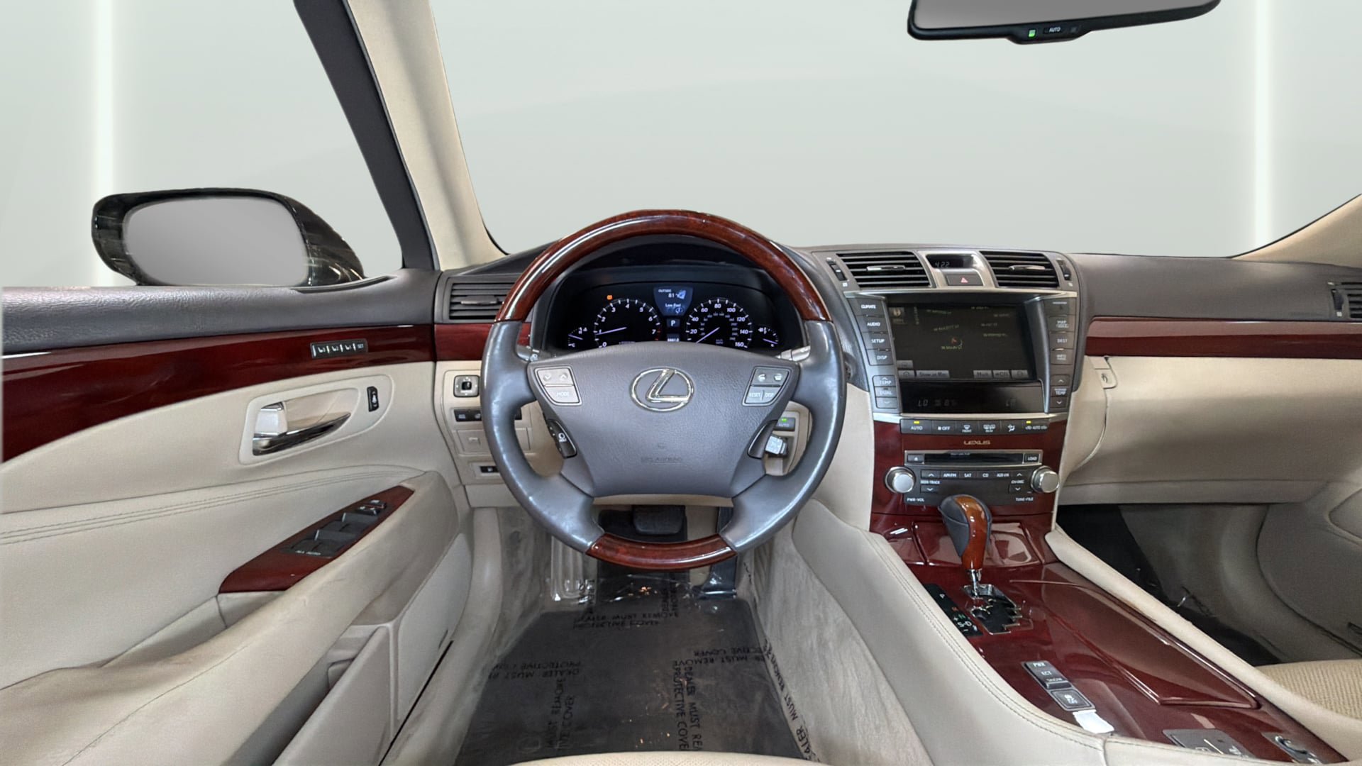 Used 2011 Lexus LS 460 w/ Comfort Pkg RWD image 16