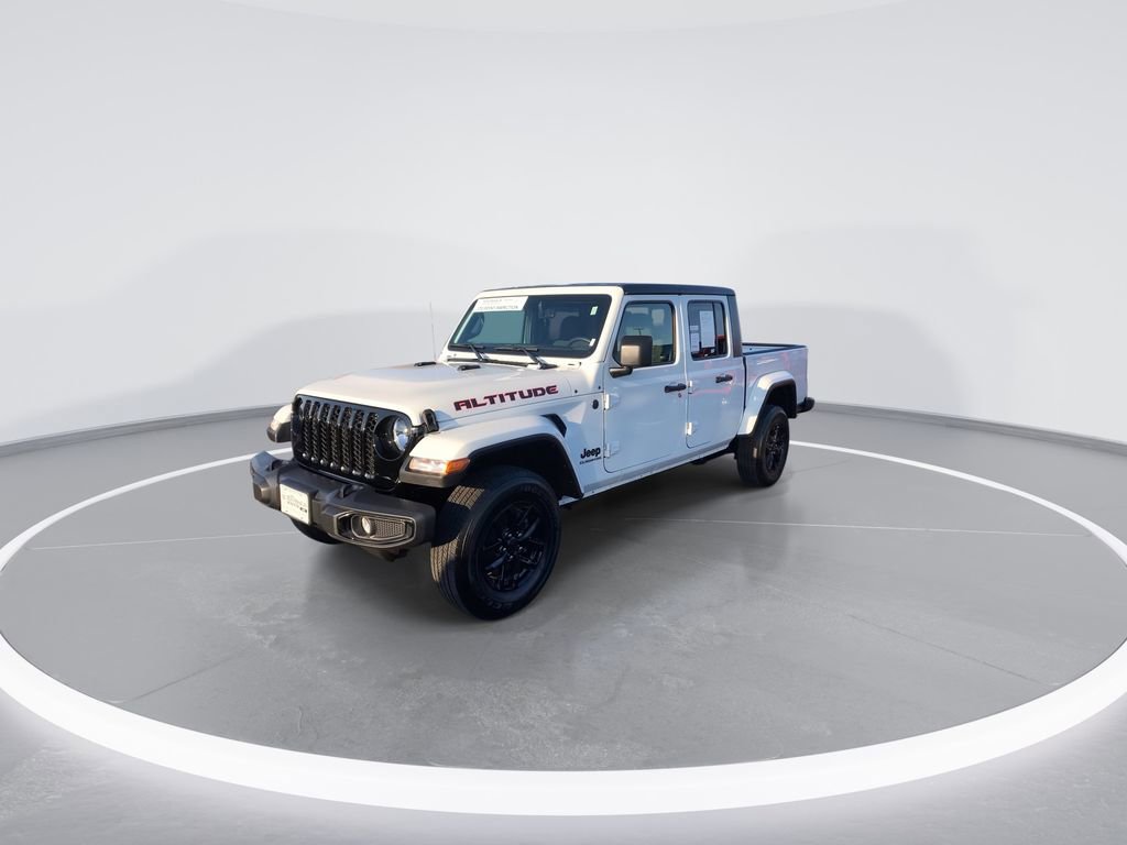 Used 2022 Jeep Gladiator Sport AWD/4WD image 4