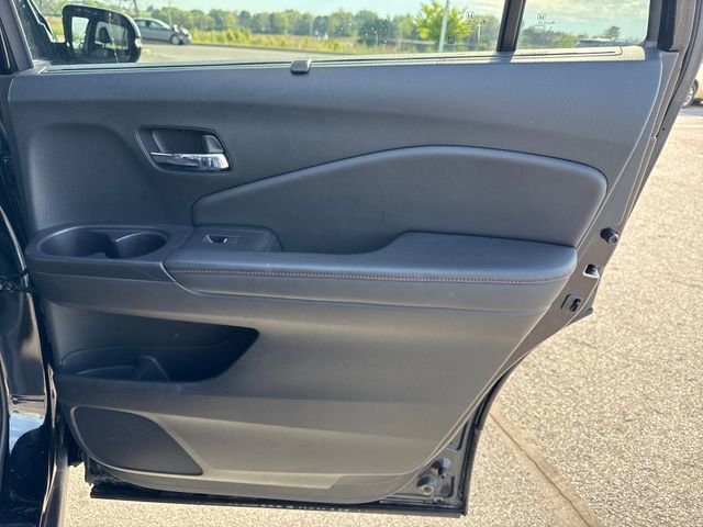 Used 2022 Honda Pilot Black Edition image 17