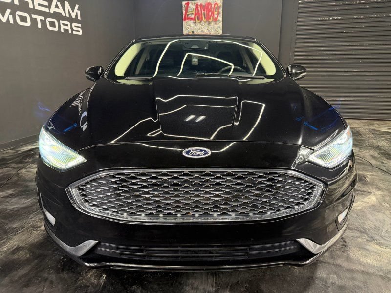 Used 2019 Ford Fusion Titanium FWD image 2