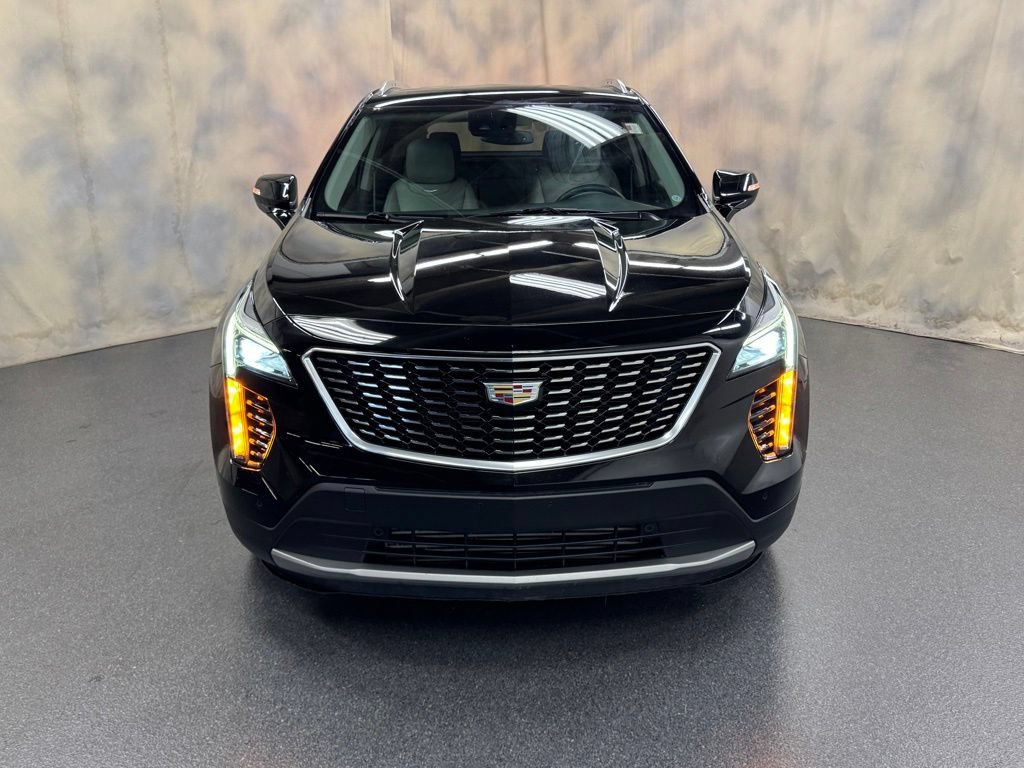 Used 2023 Cadillac XT4 Premium Luxury AWD/4WD image 5