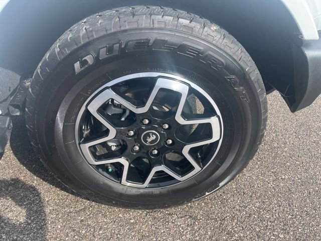 Used 2024 Ford Bronco Outer Banks image 53