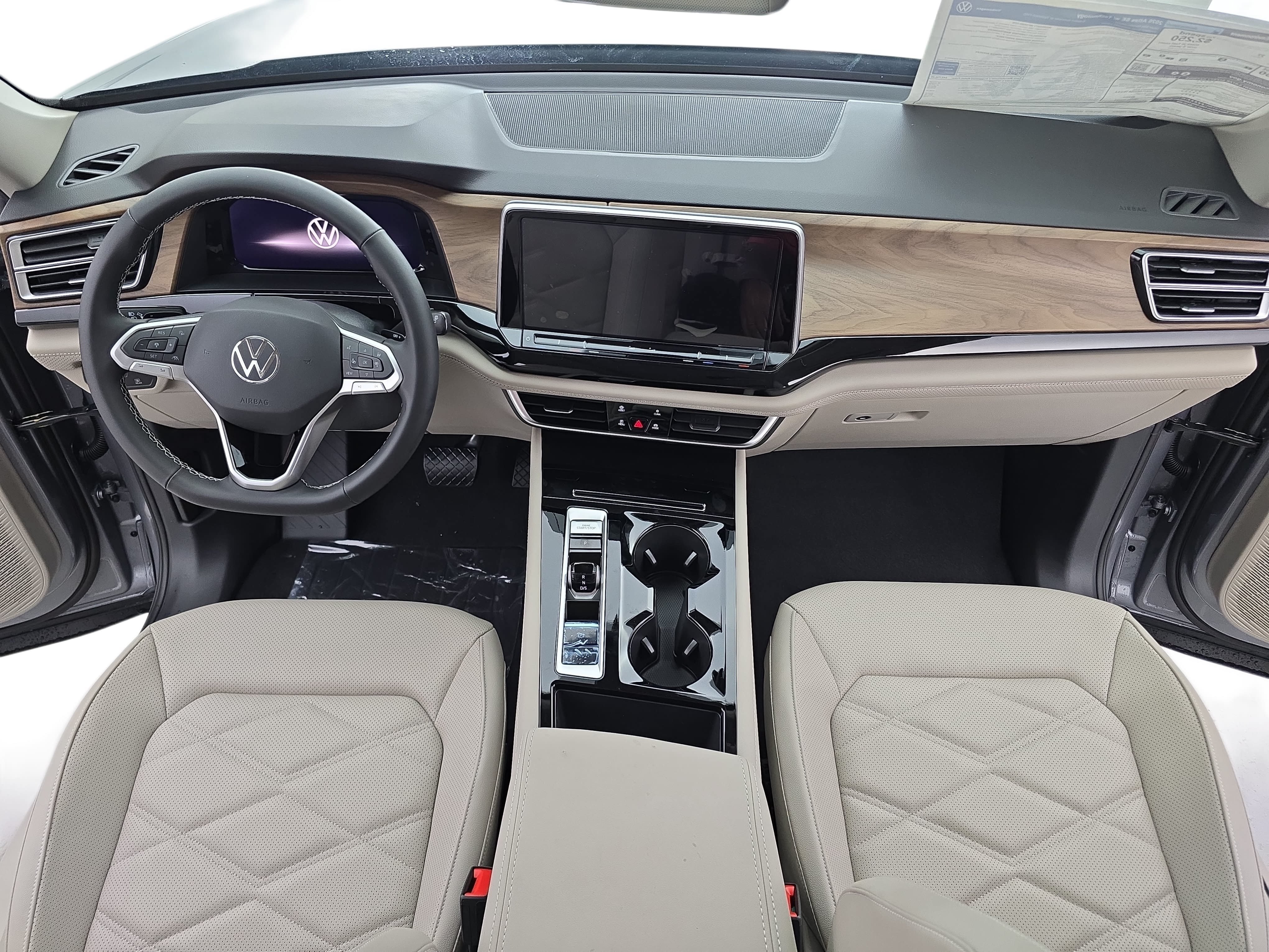 New 2026 Volkswagen Atlas SE FWD image 9
