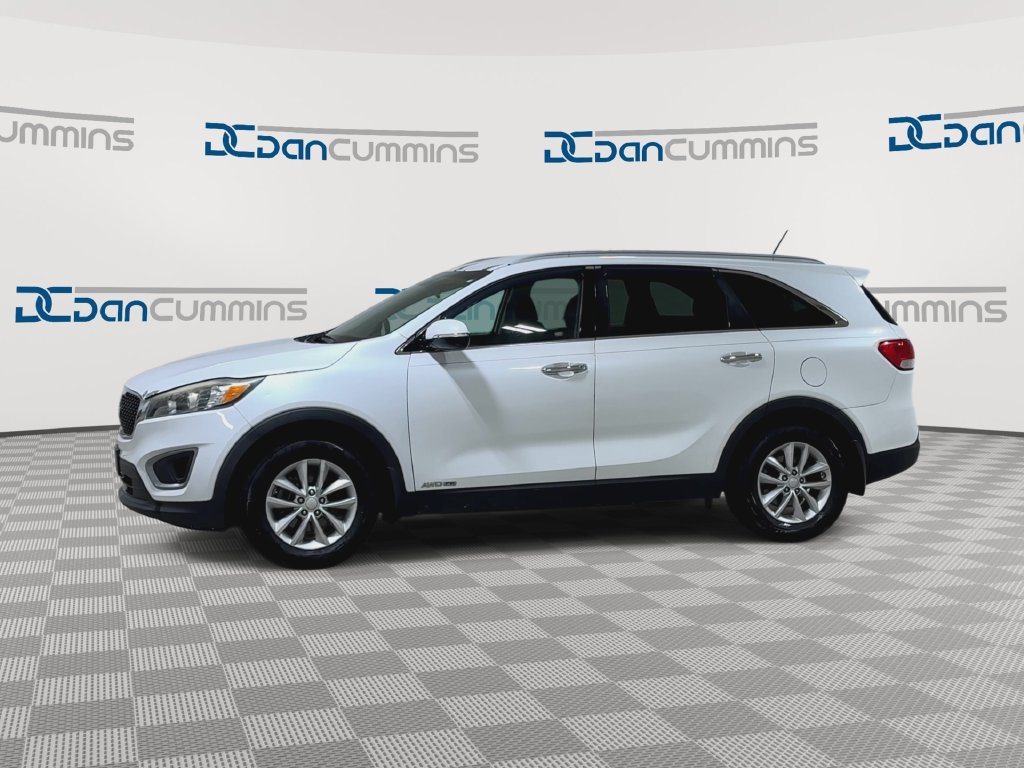 Used 2017 Kia Sorento AWD image 6