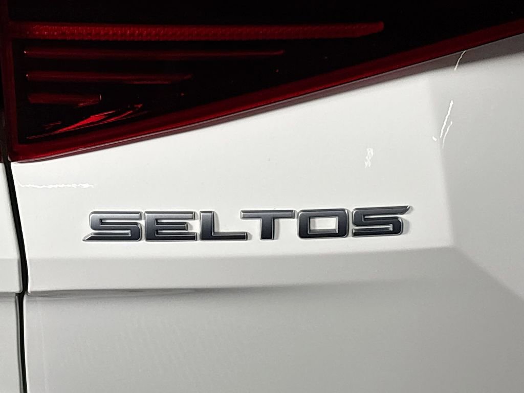 Used 2023 Kia Seltos SX image 24