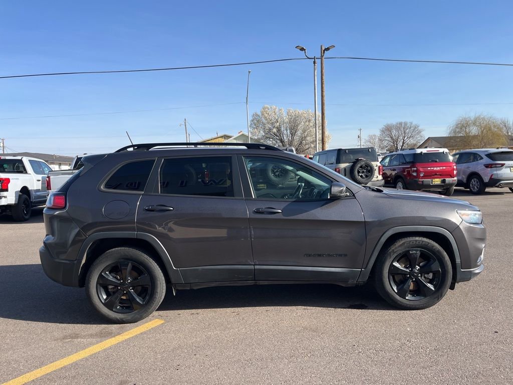 Used 2021 Jeep Cherokee Latitude Plus image 5