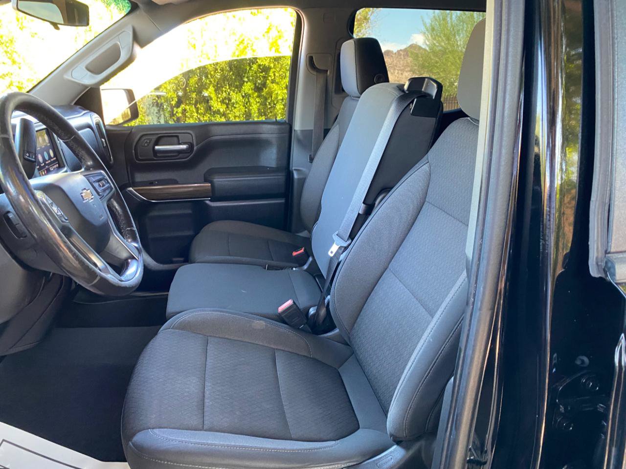 Used 2021 Chevrolet Silverado 1500 LT w/ Convenience Package II AWD/4WD image 25