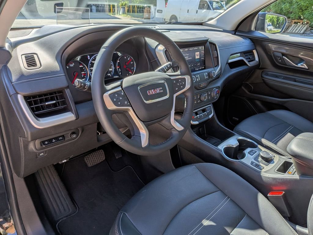 Used 2024 GMC Terrain Denali w/ Black Diamond Edition AWD/4WD image 16