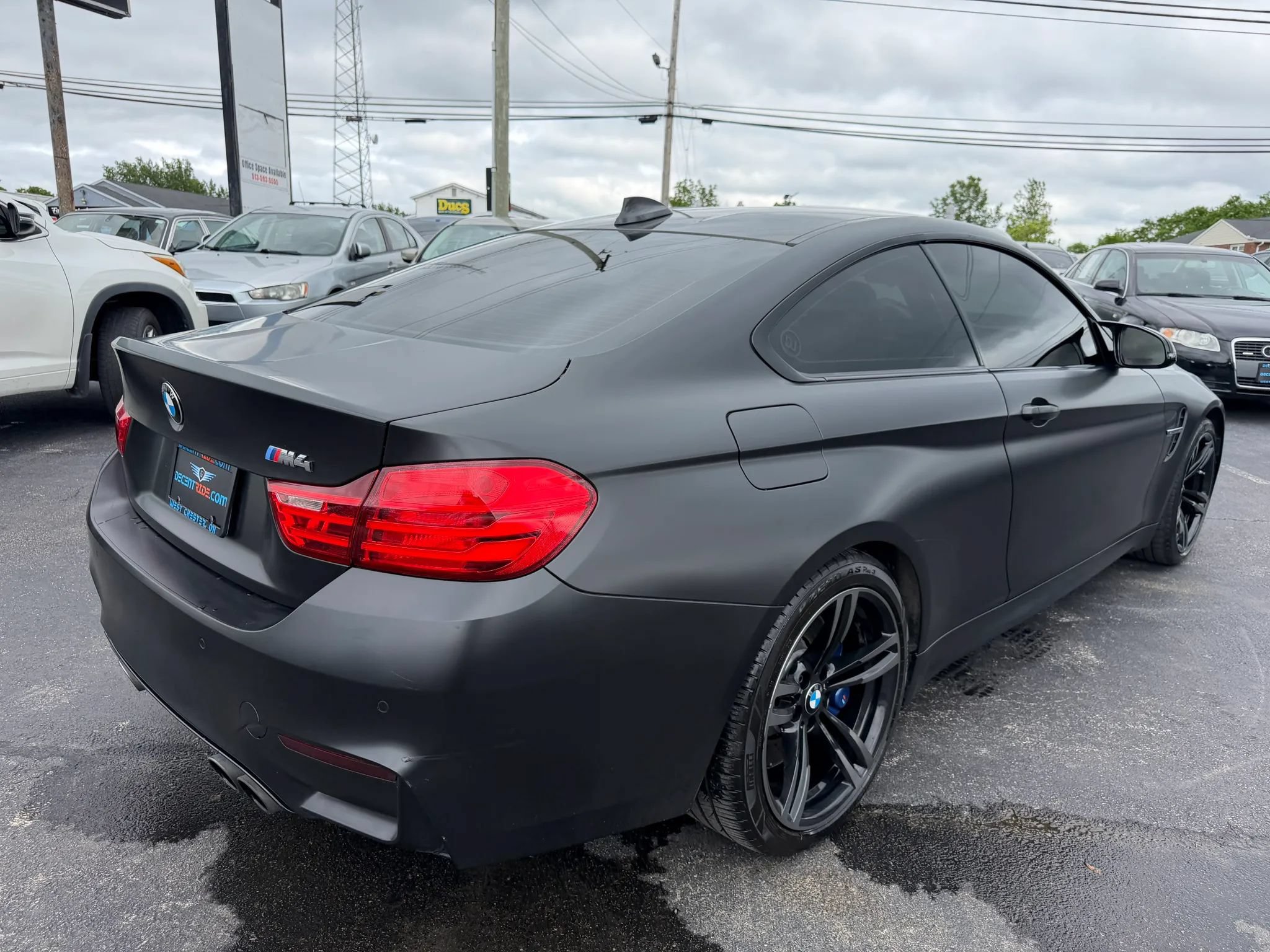 Used 2016 BMW M4 Coupe RWD image 3