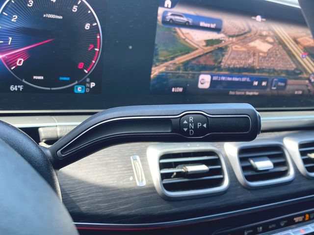 Used 2025 Mercedes-Benz GLS 450 4MATIC image 16