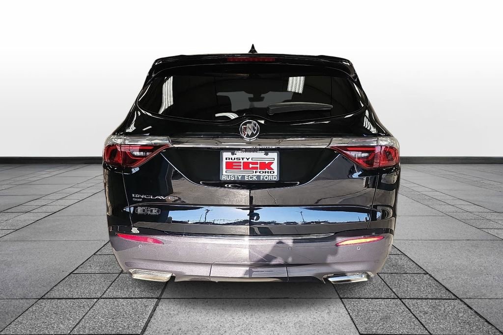 Used 2024 Buick Enclave Premium AWD/4WD image 6