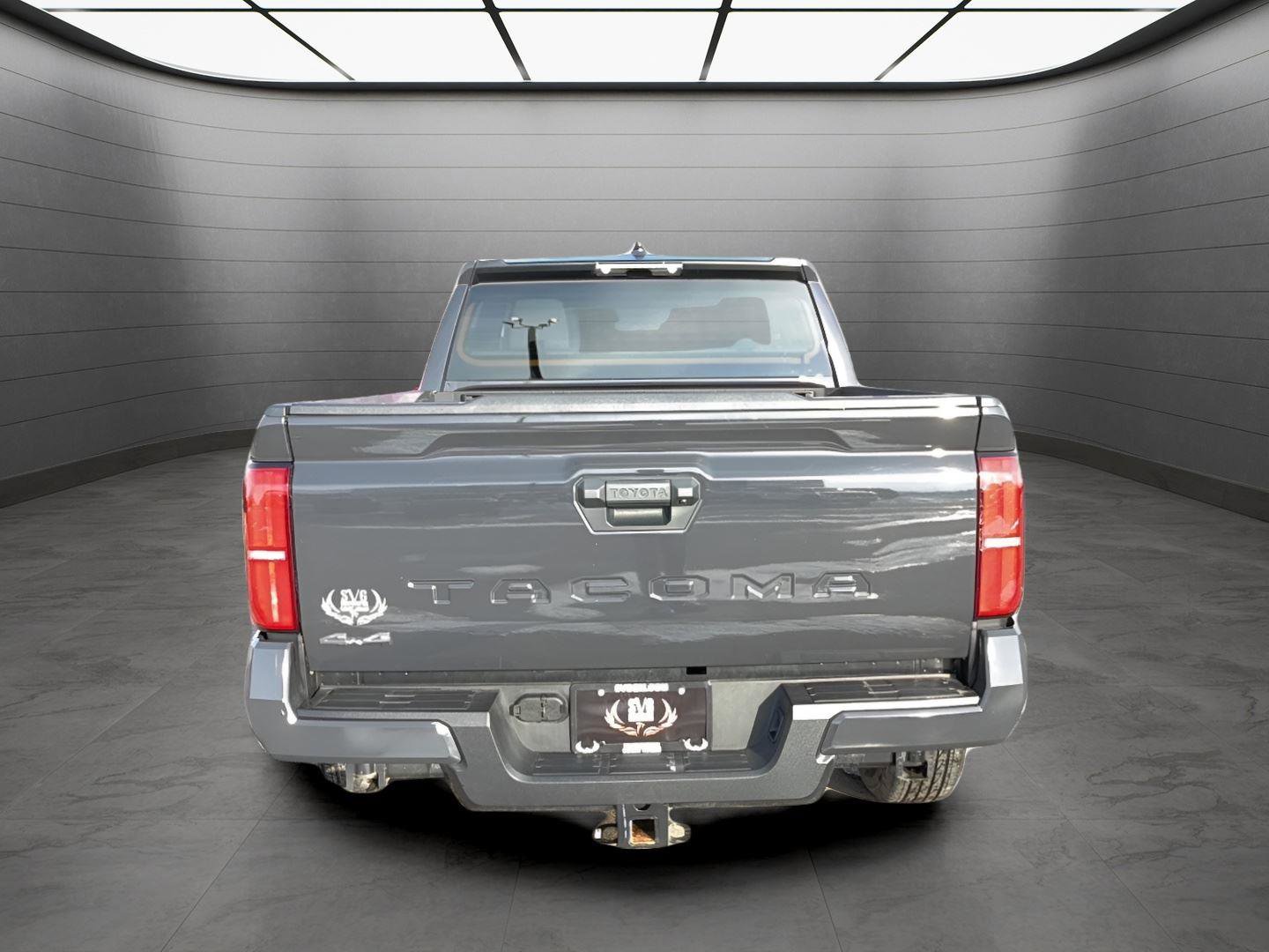 Used 2024 Toyota Tacoma SR5 image 4