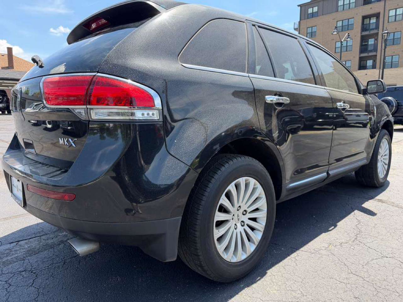 Used 2013 Lincoln MKX FWD w/ Wood Pkg image 4