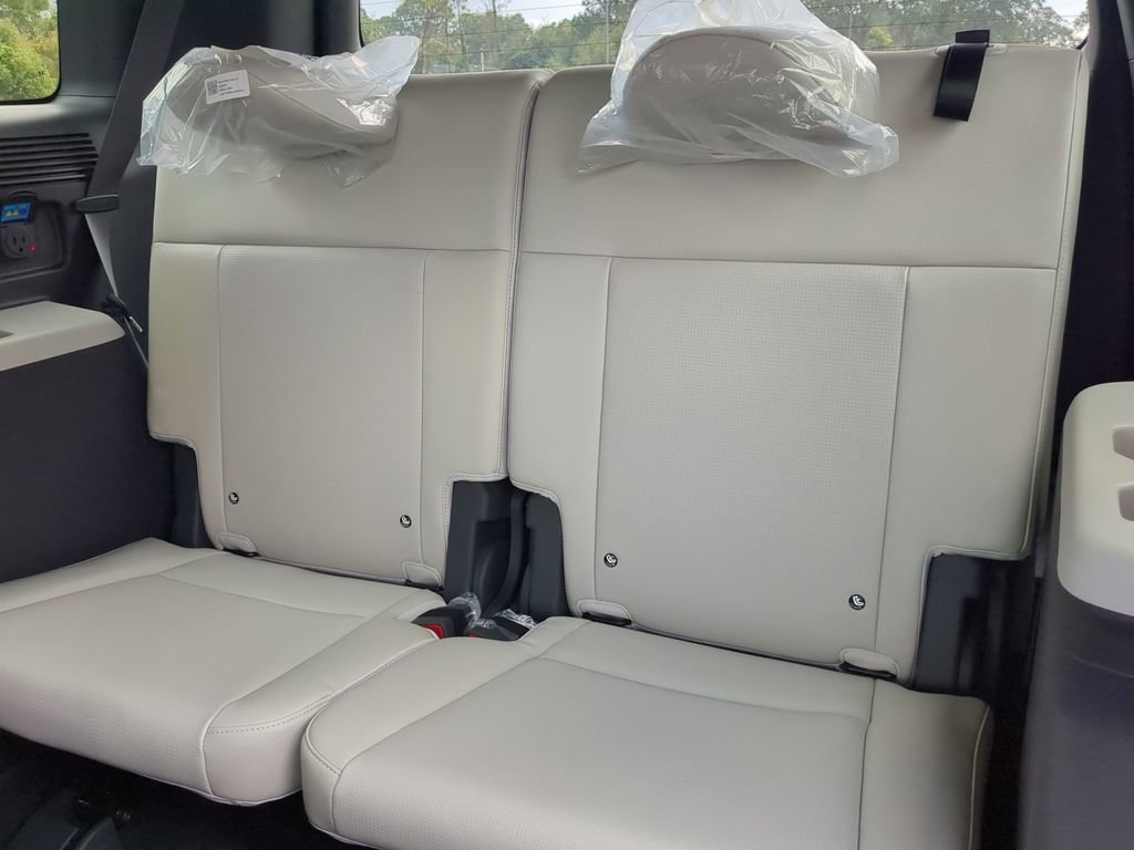 New 2025 Hyundai Santa Fe Limited image 21