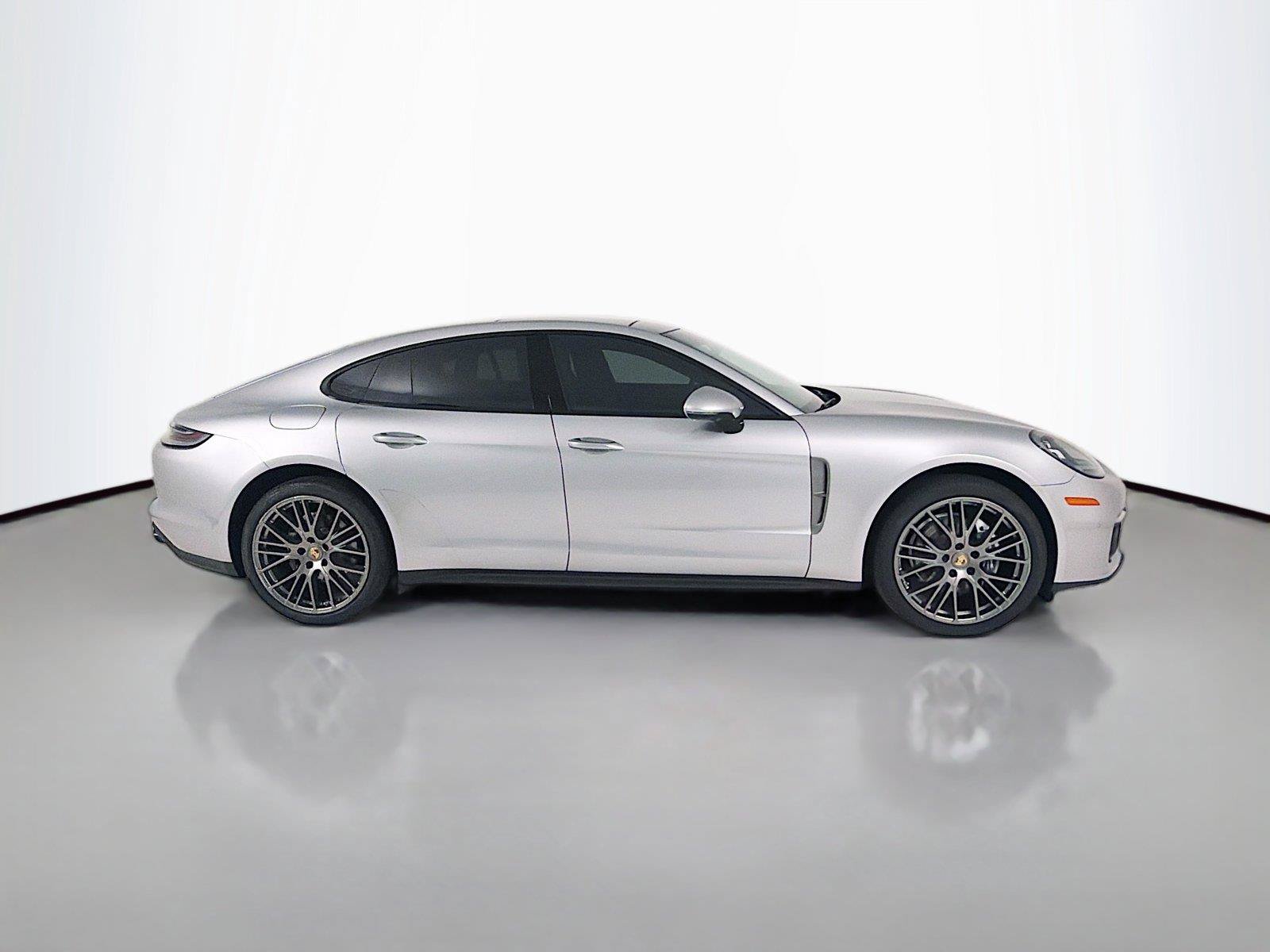 Used 2023 Porsche Panamera Platinum Edition RWD image 29