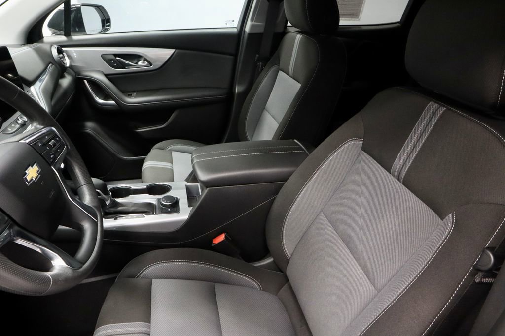 Used 2024 Chevrolet Blazer LT w/ Convenience Package FWD image 27