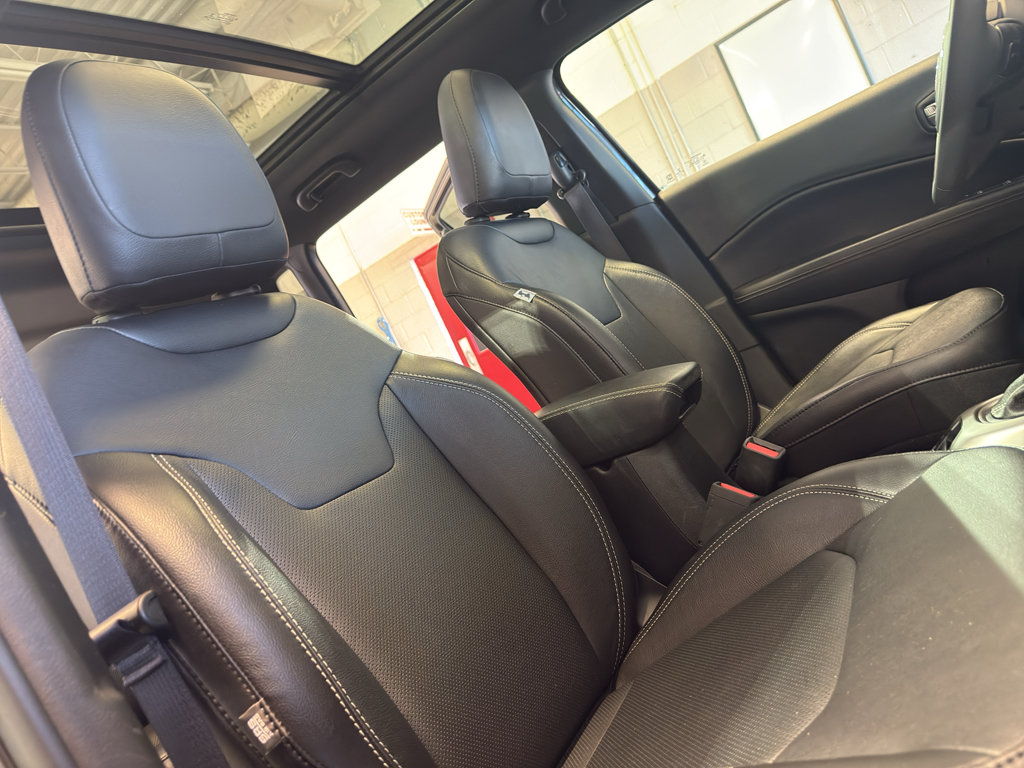 Used 2021 Jeep Compass Latitude w/ Sun and Sound Group AWD/4WD image 24