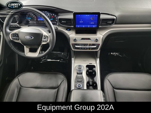 Certified 2023 Ford Explorer XLT w/ Equipment Group 202A AWD/4WD image 24