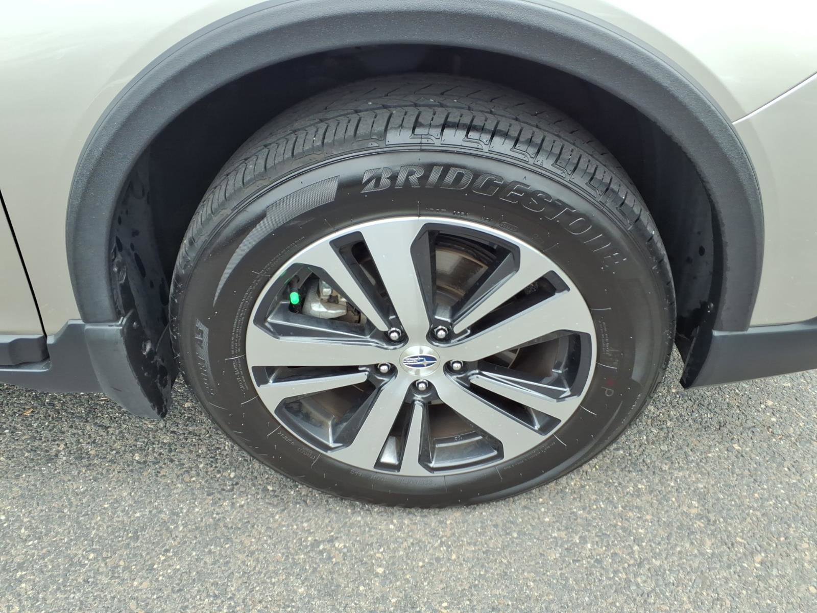 Used 2018 Subaru Outback 2.5i Limited AWD/4WD image 7
