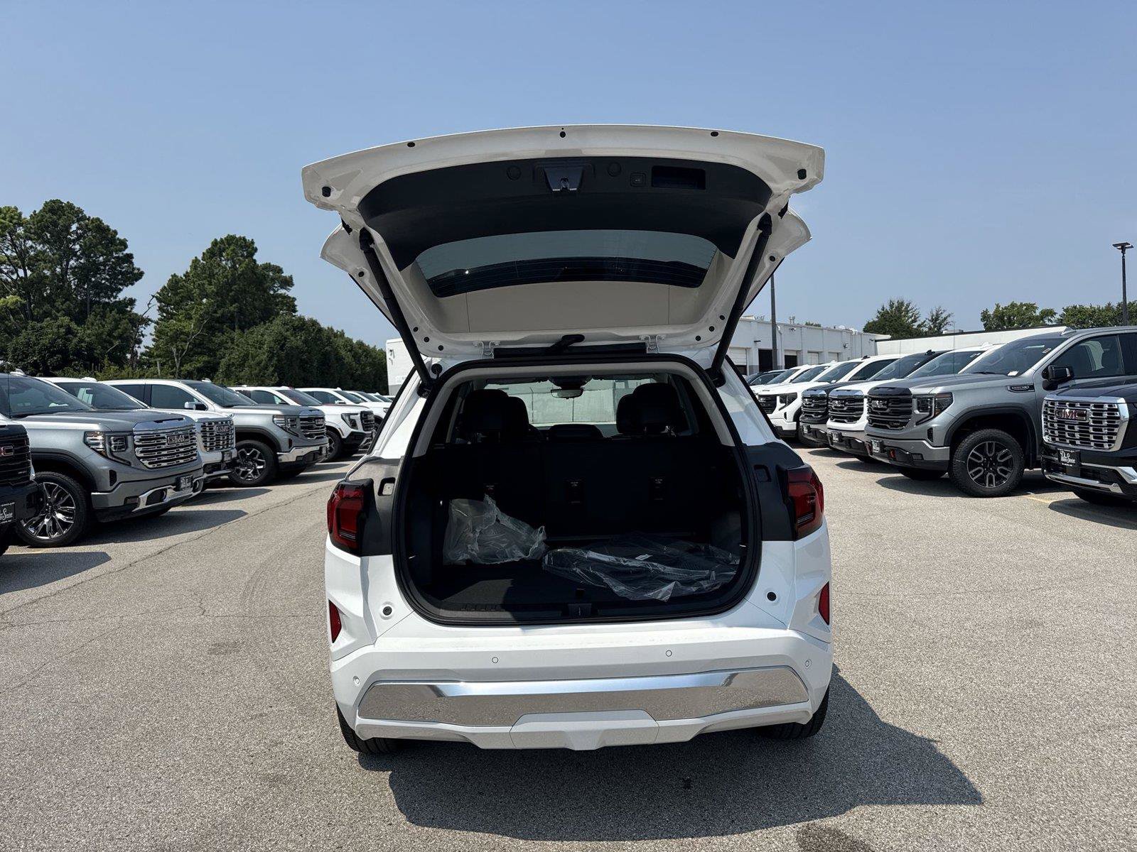 New 2027 GMC Terrain Denali AWD/4WD image 24