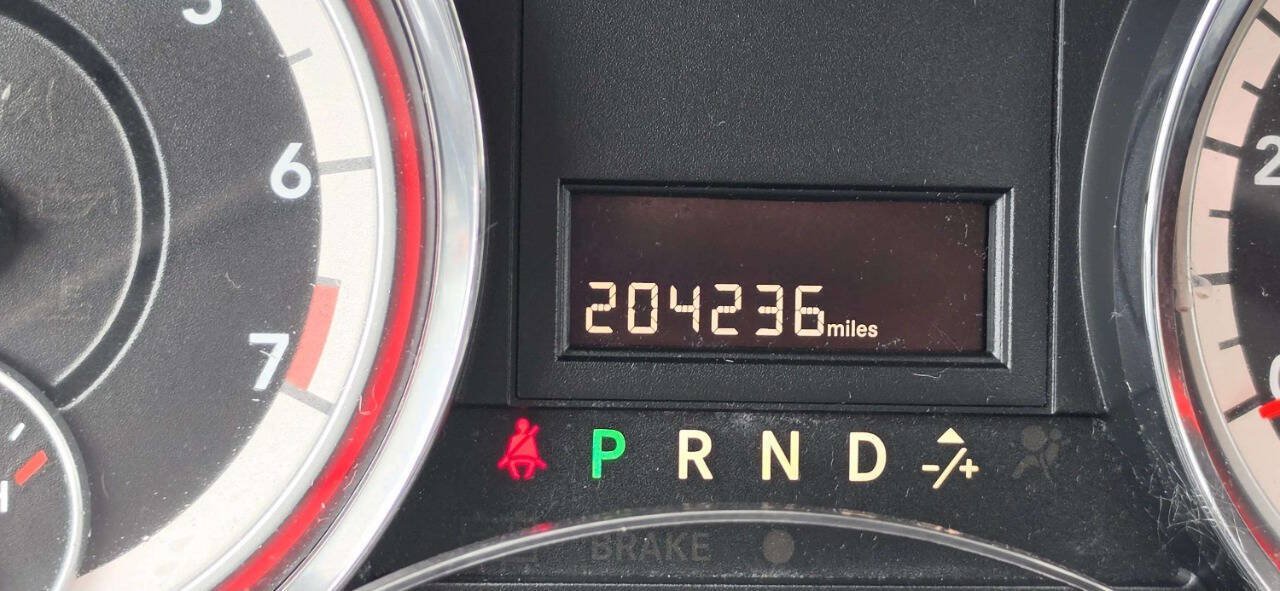 Used 2013 Dodge Grand Caravan SXT FWD image 10