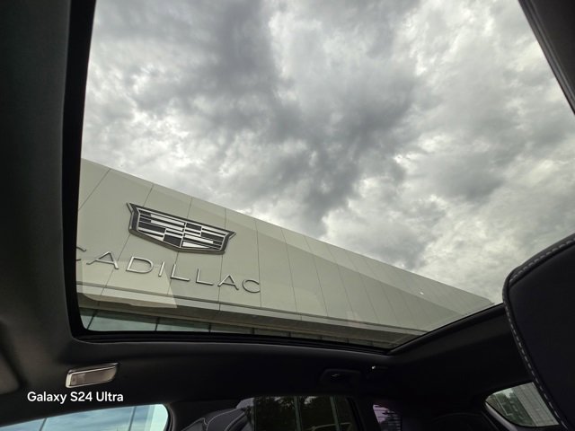 New 2025 Cadillac Optiq Sport 1 w/ LPO, Floor Liner Package image 28