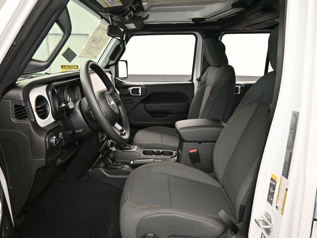 New 2026 Jeep Gladiator Sport AWD/4WD image 11