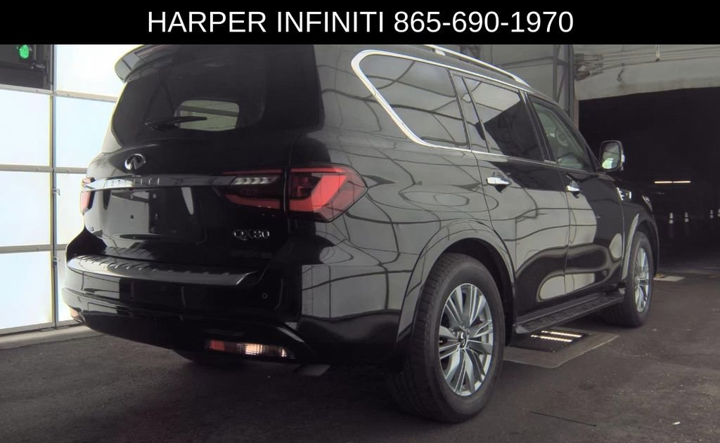 Used 2024 INFINITI QX80 Luxe w/ Cargo Package AWD/4WD image 3