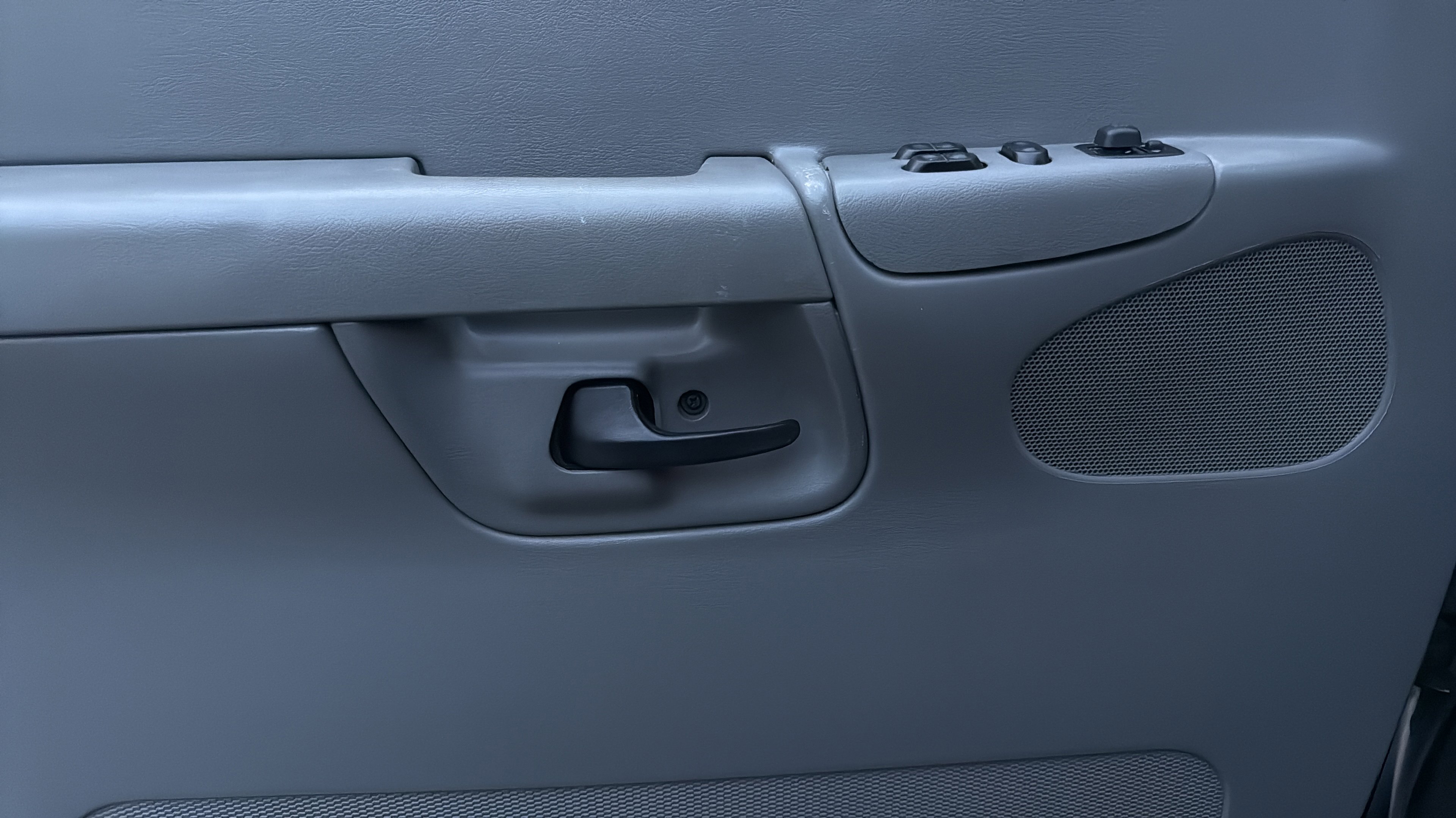 Used 2006 Ford E-150 and Econoline 150 Wagon image 38