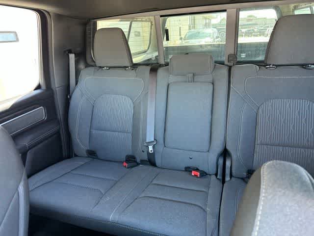 Used 2022 RAM 1500 Big Horn AWD/4WD image 5
