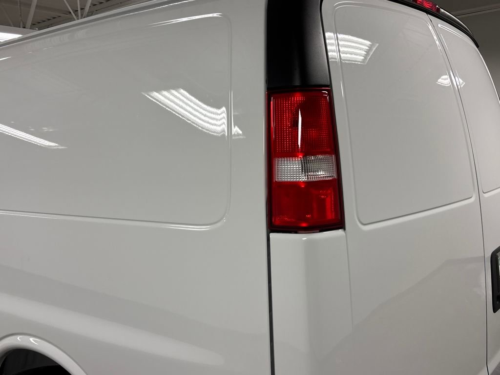 New 2026 GMC Savana 2500 w/ Driver Convenience Package RWD image 13