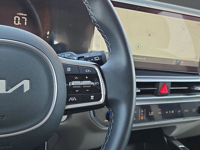 Used 2025 Kia Sorento S w/ Panoramic Sunroof Package image 25