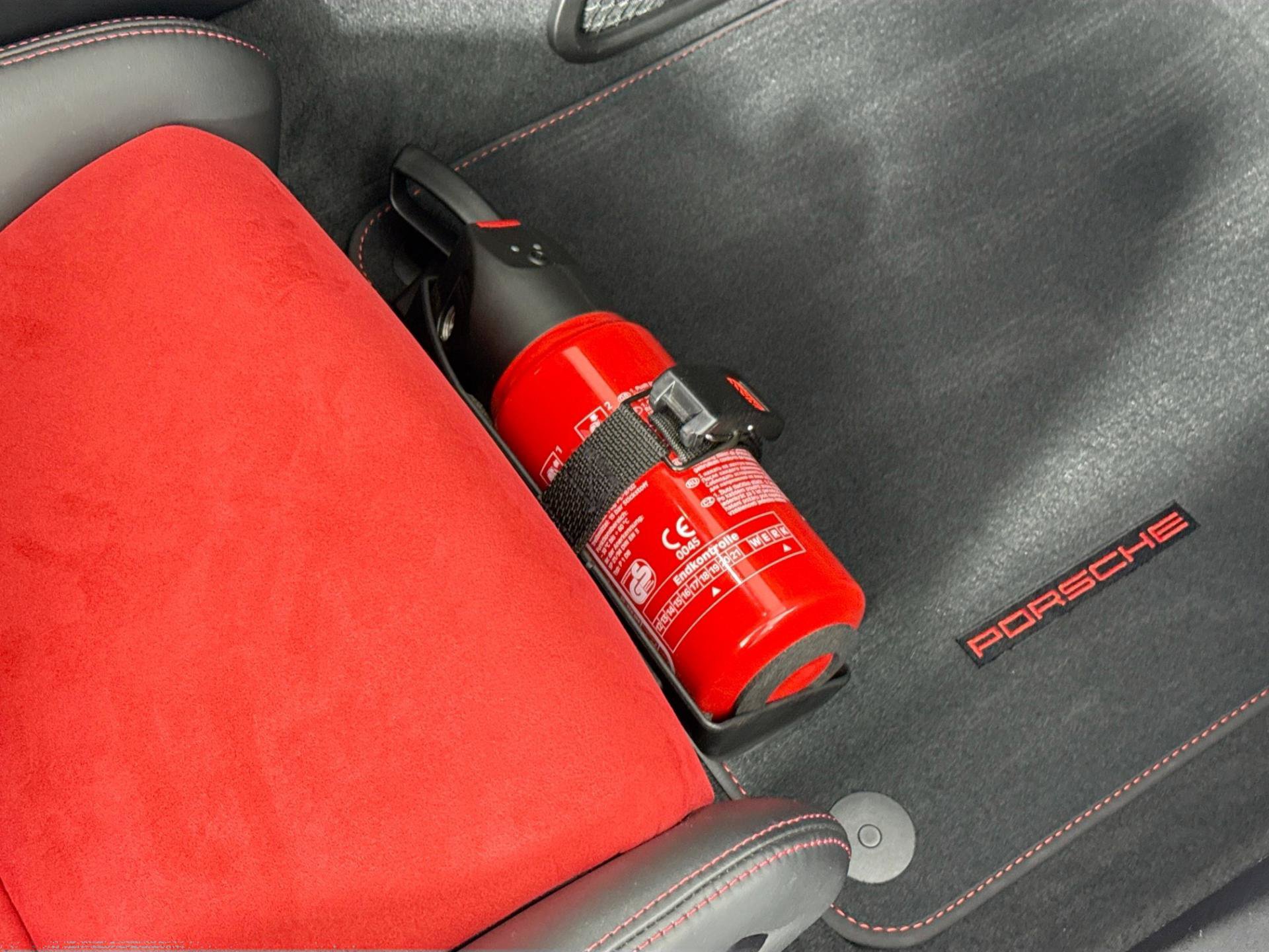 Used 2018 Porsche 911 GT2 RS RWD image 33
