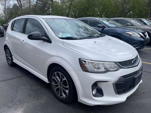 Used 2018 Chevrolet Sonic LT w/ True North Edition FWD image 3