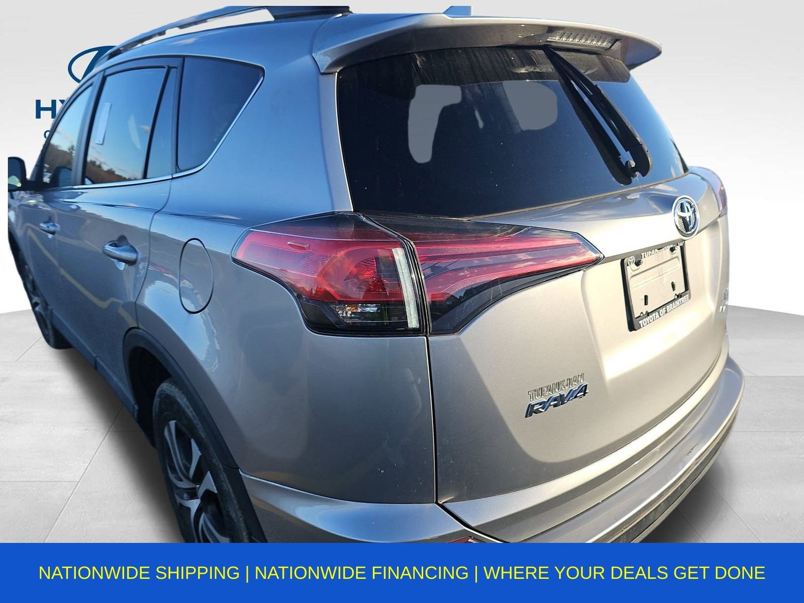 Used 2017 Toyota RAV4 LE w/ Carpet Mat Package image 3