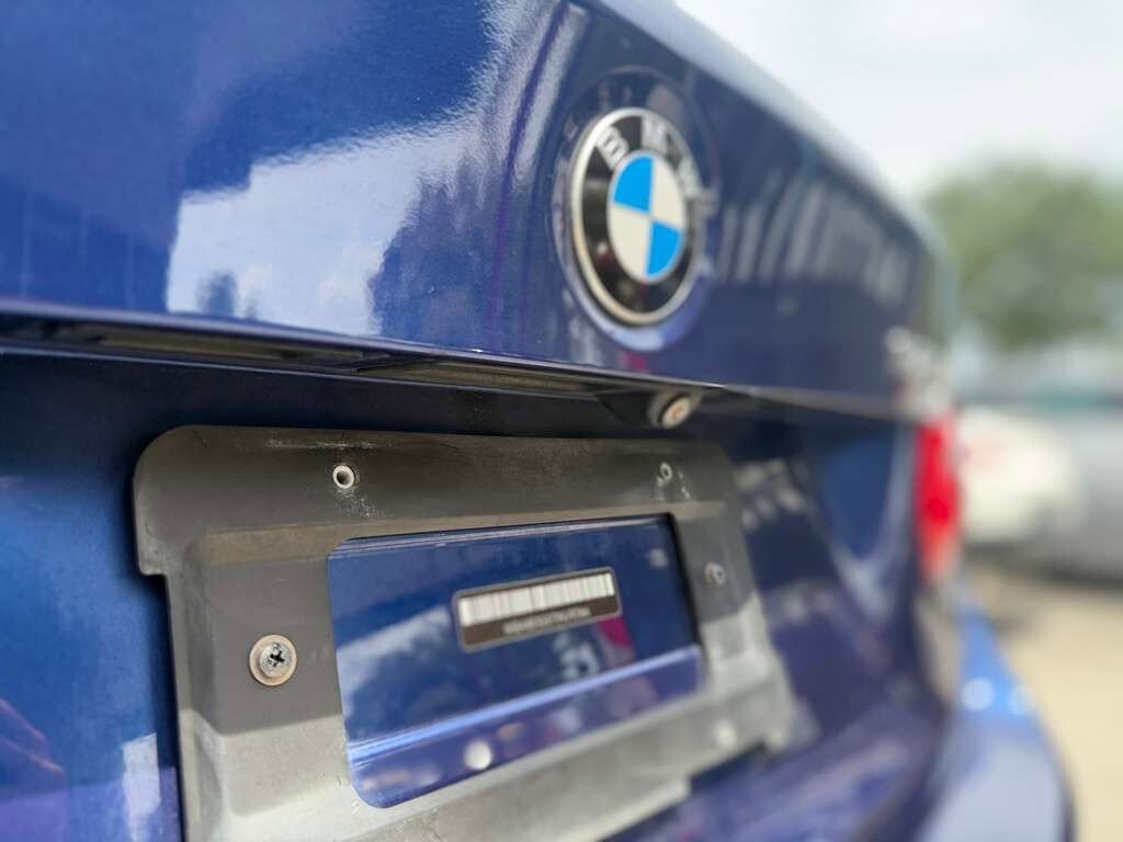 Used 2018 BMW 320i Sedan RWD image 3