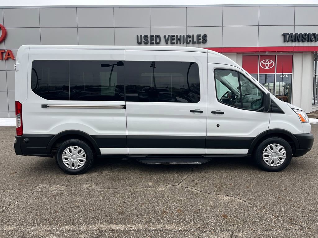 Used 2019 Ford Transit 350 XLT image 7