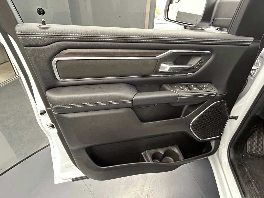 Used 2026 RAM 1500 Laramie w/ Night Edition image 16
