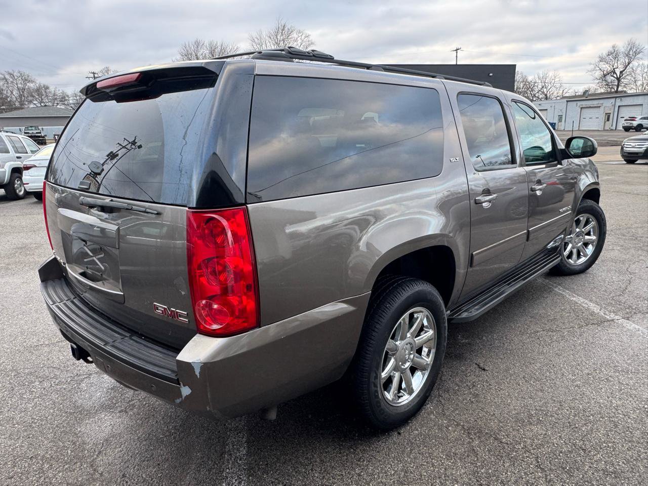Used 2013 GMC Yukon XL SLT AWD/4WD image 8