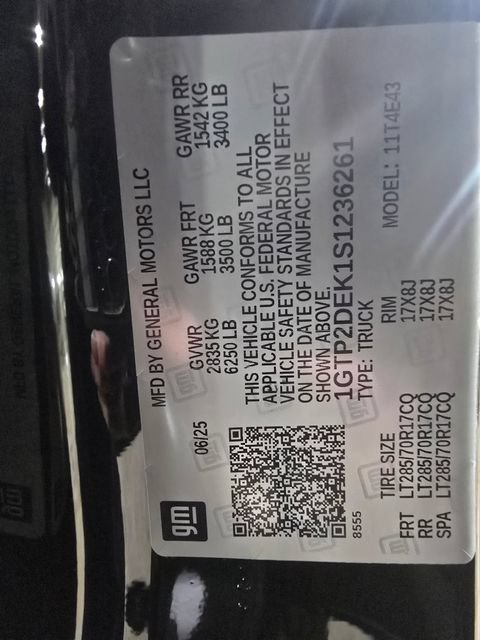Used 2025 GMC Canyon AT4 w/ AT4X Package AWD/4WD image 28