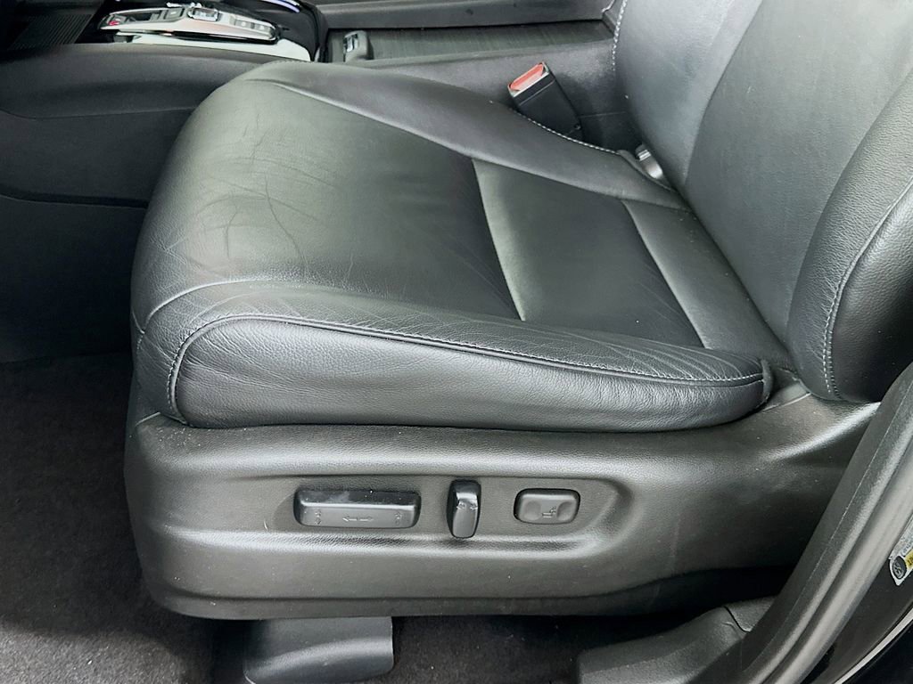 Used 2021 Honda Pilot Touring image 20