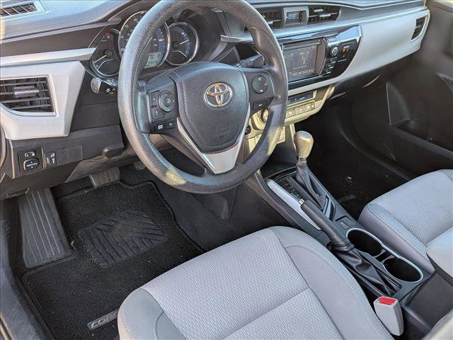 Used 2015 Toyota Corolla LE image 9