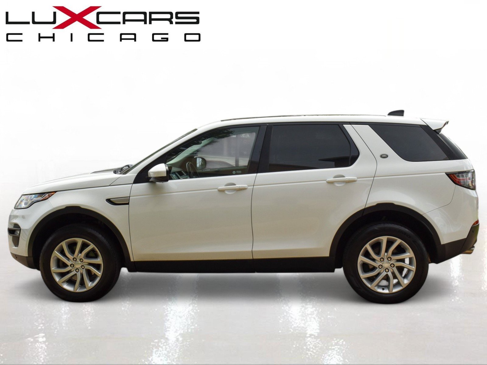 Used 2019 Land Rover Discovery Sport HSE AWD/4WD image 4