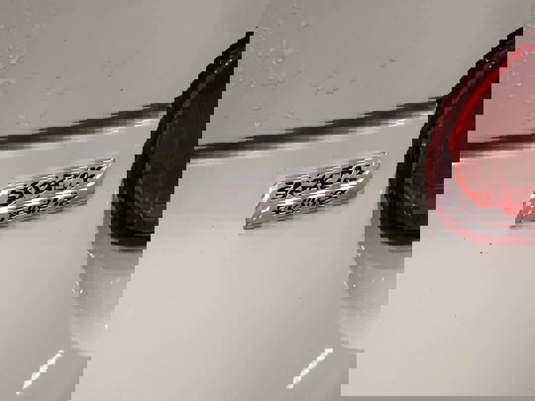 Used 2018 MAZDA MX-5 Miata Grand Touring w/ Appearance Package image 12