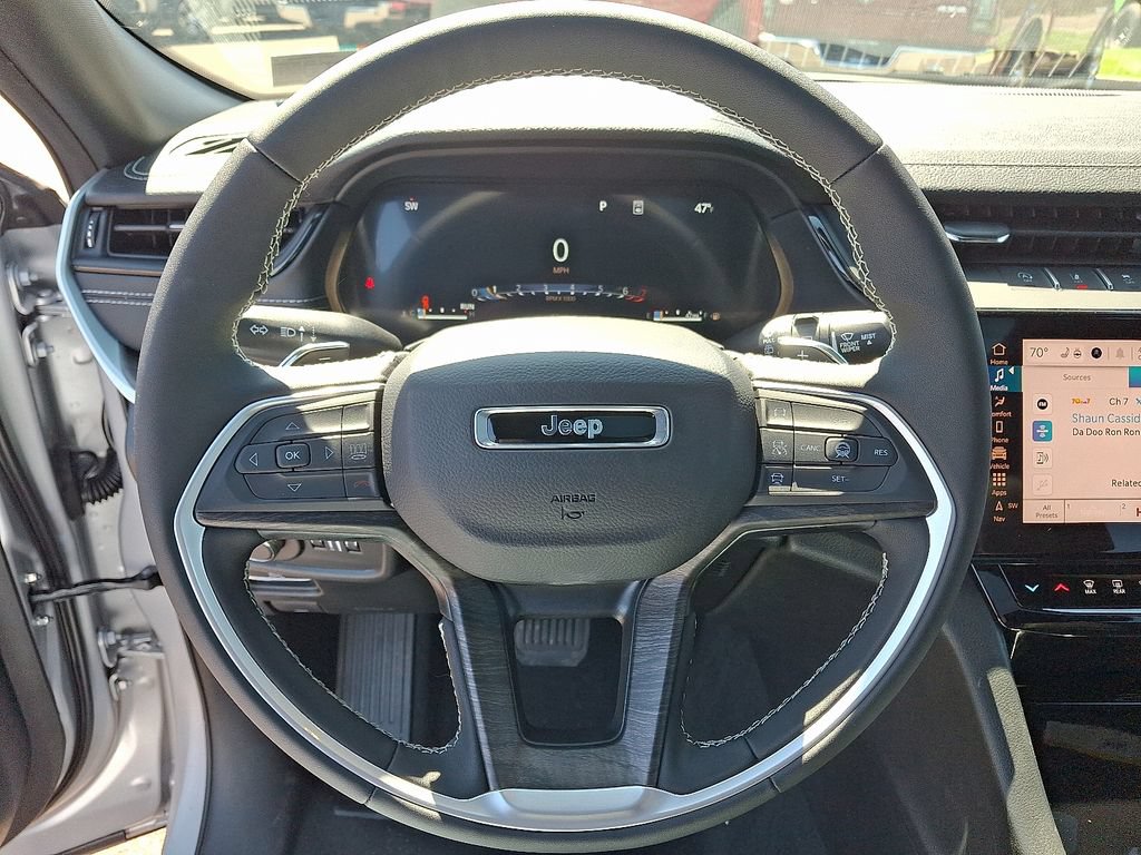 New 2026 Jeep Grand Cherokee Altitude AWD/4WD image 16