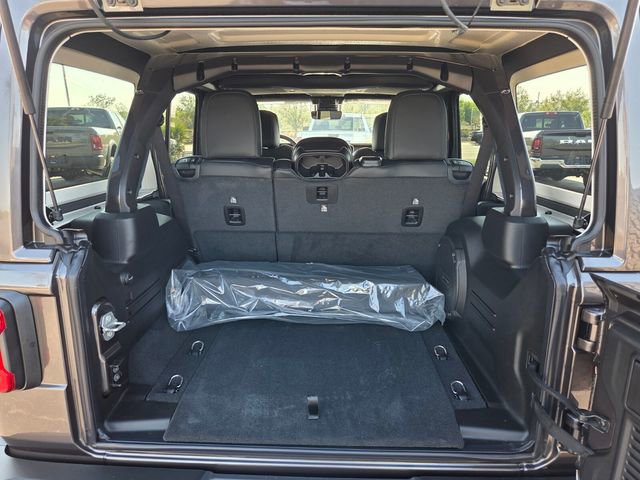 New 2026 Jeep Wrangler Unlimited Rubicon 392 image 17
