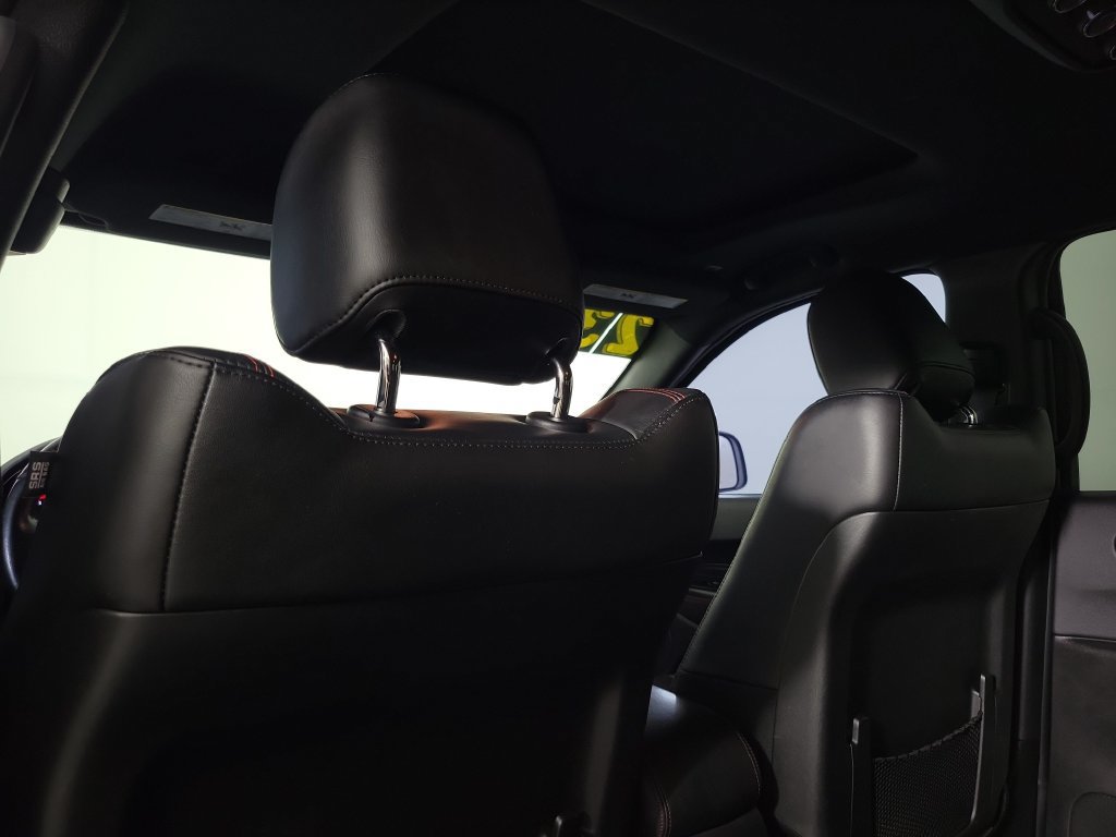 Used 2023 Dodge Durango R/T RWD image 16